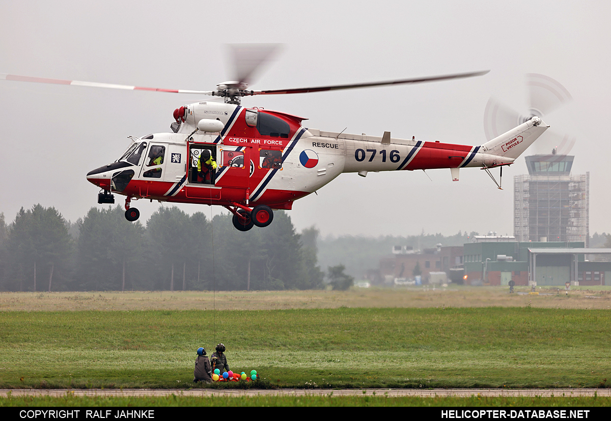 PZL W-3A  Sokół (Czech upgrade)   0716