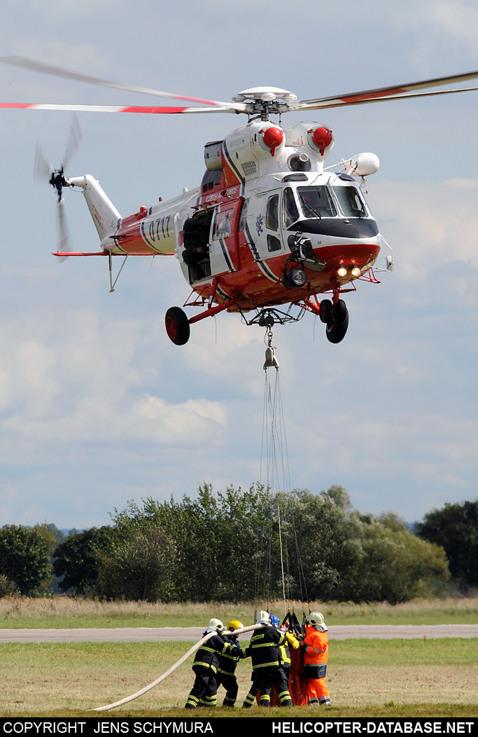 PZL W-3A  Sokół   0717