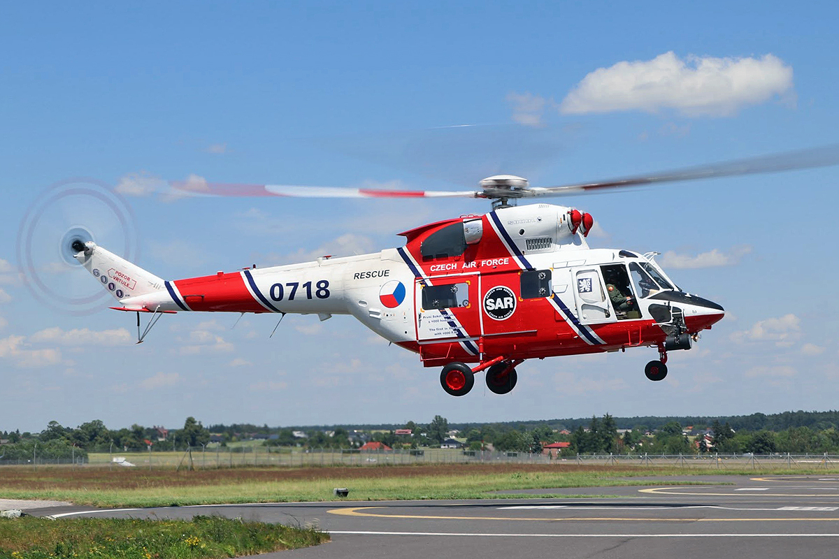 PZL W-3A Sokół 0718