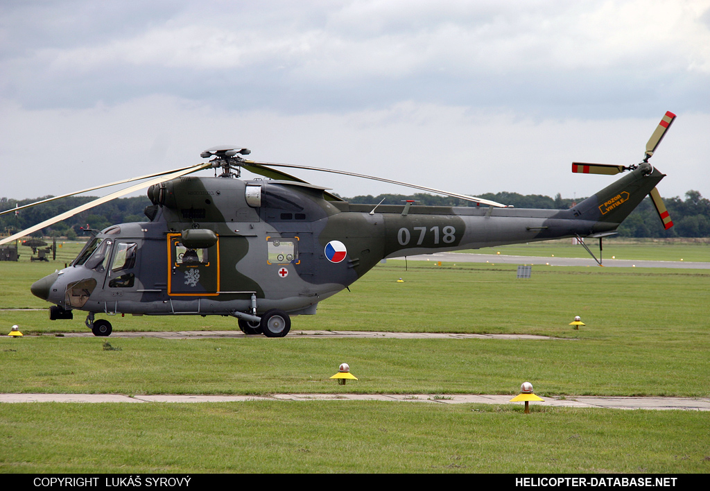 PZL W-3A  Sokół   0718