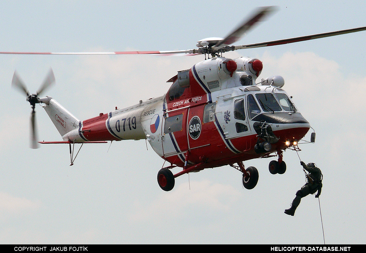 PZL W-3A  Sokół   0719