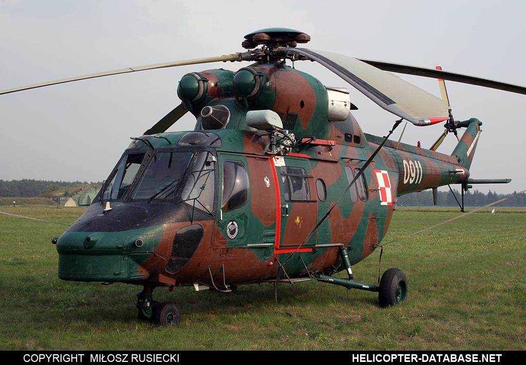 PZL W-3WA (NS23 and pylons removed)   0911