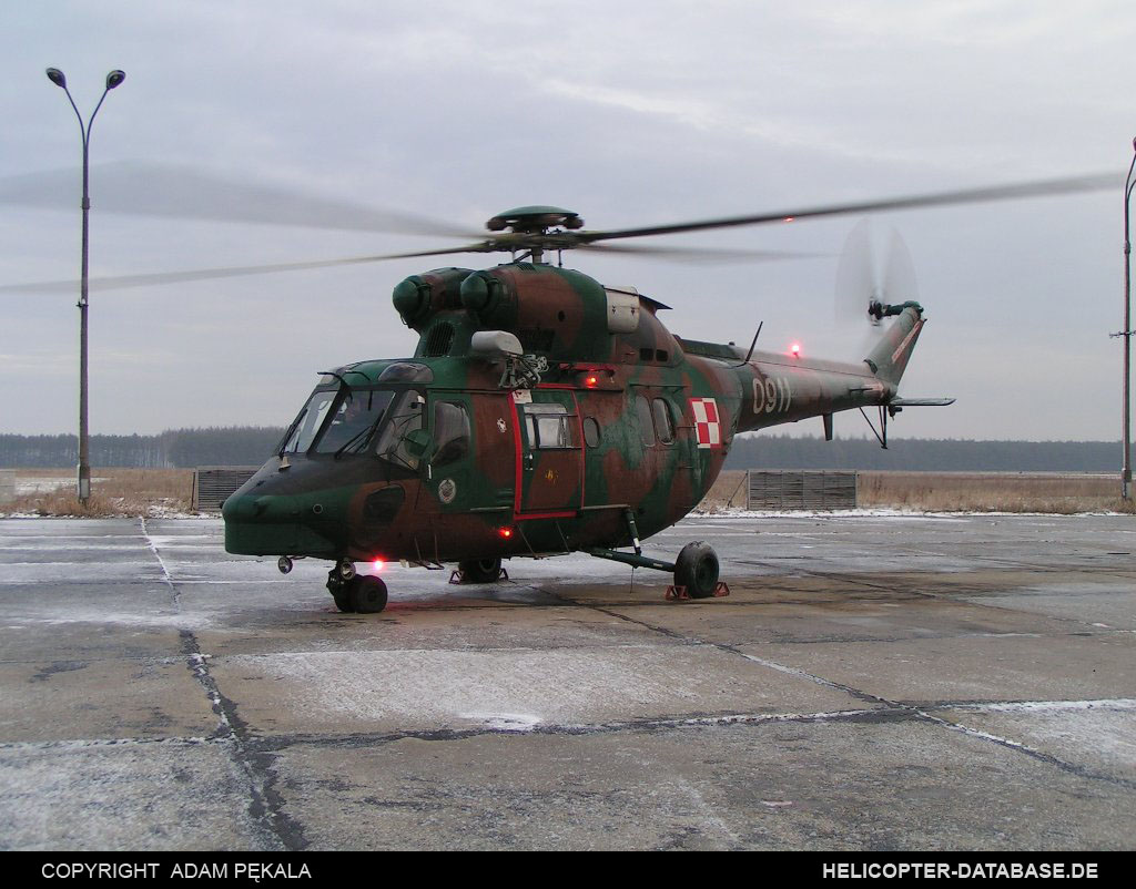 PZL W-3WA (NS23 and pylons removed)   0911