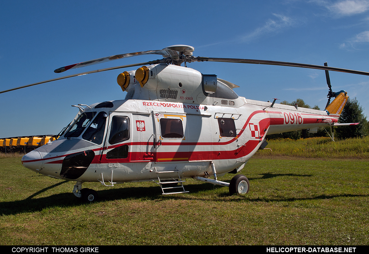 PZL W-3A  Sokół   0916