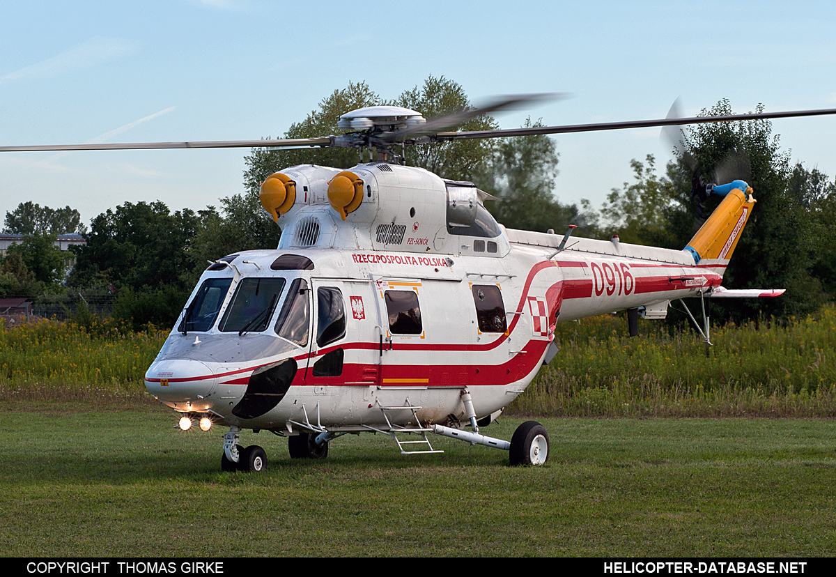 PZL W-3A  Sokół   0916