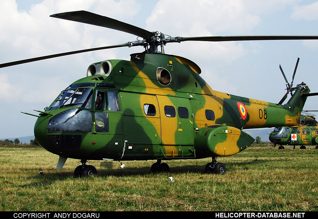 SA 330H Puma   08