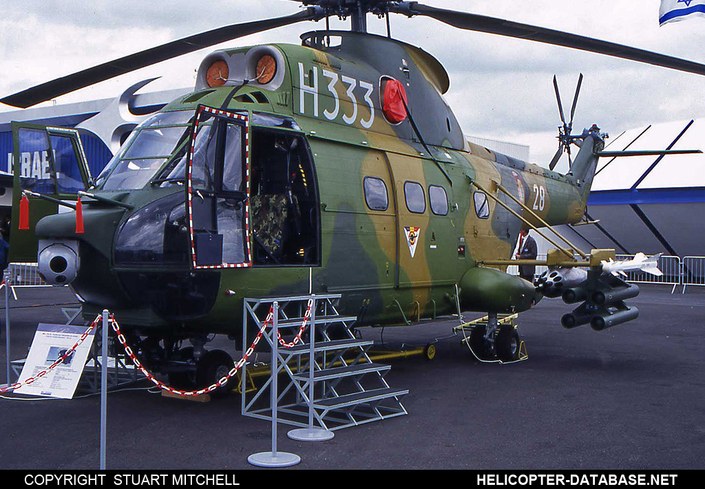 28 IAR 330 Puma SOCAT IAR Brasov Helicopter DataBase