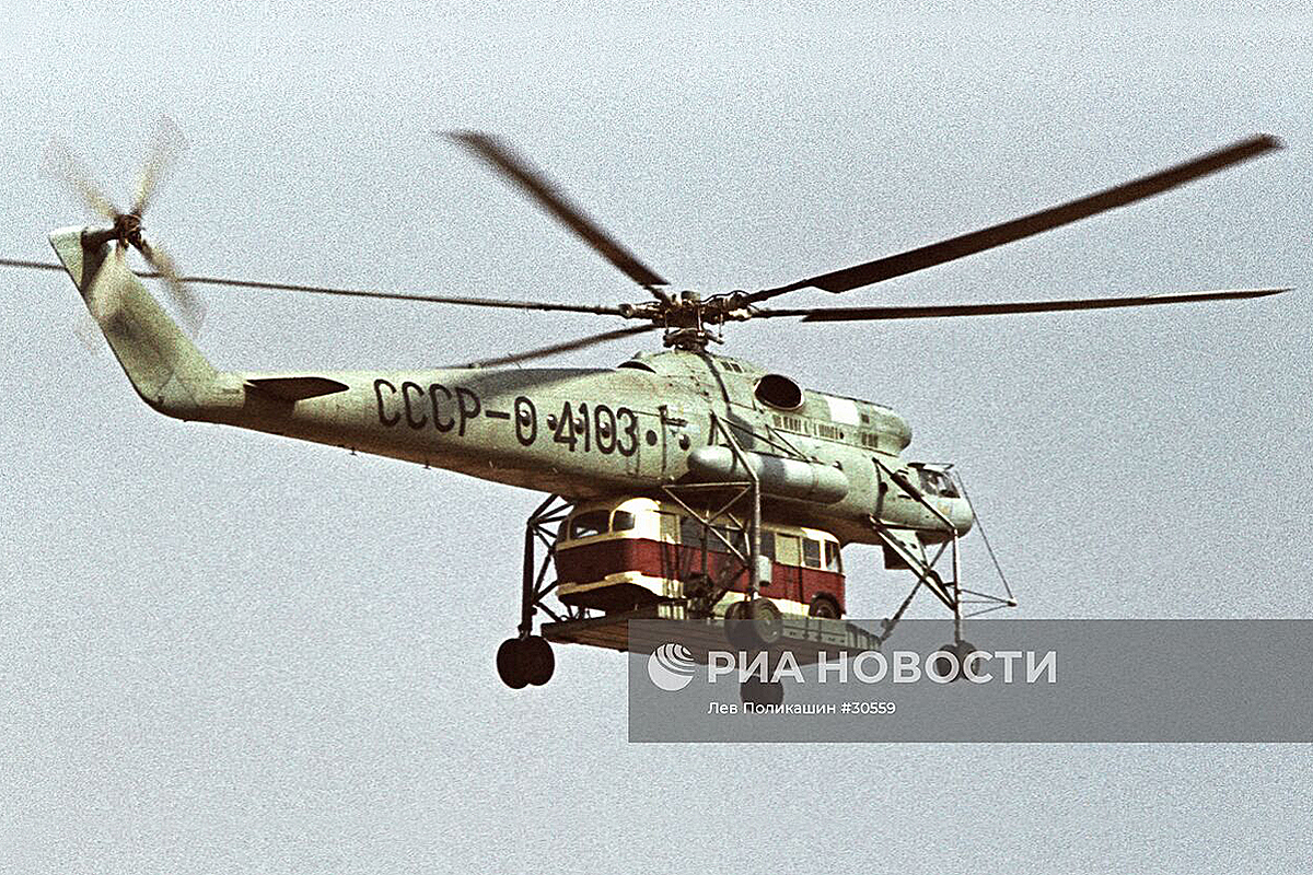 Mi-10   CCCP-04103
