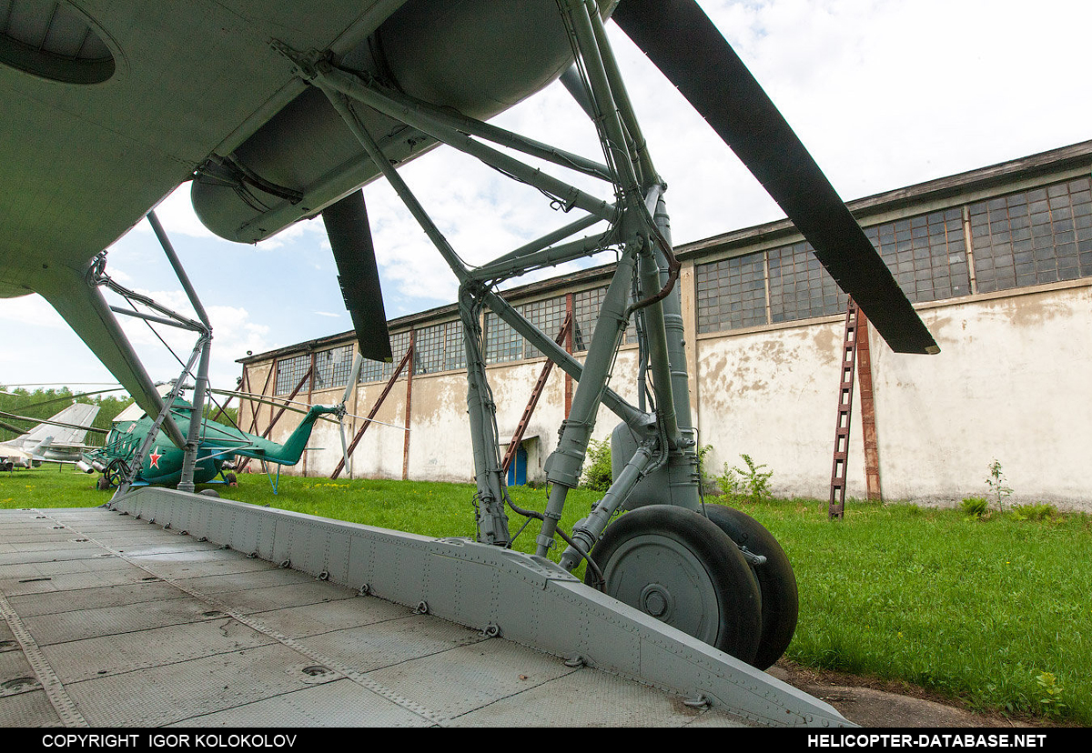 Mi-10   (no registration)