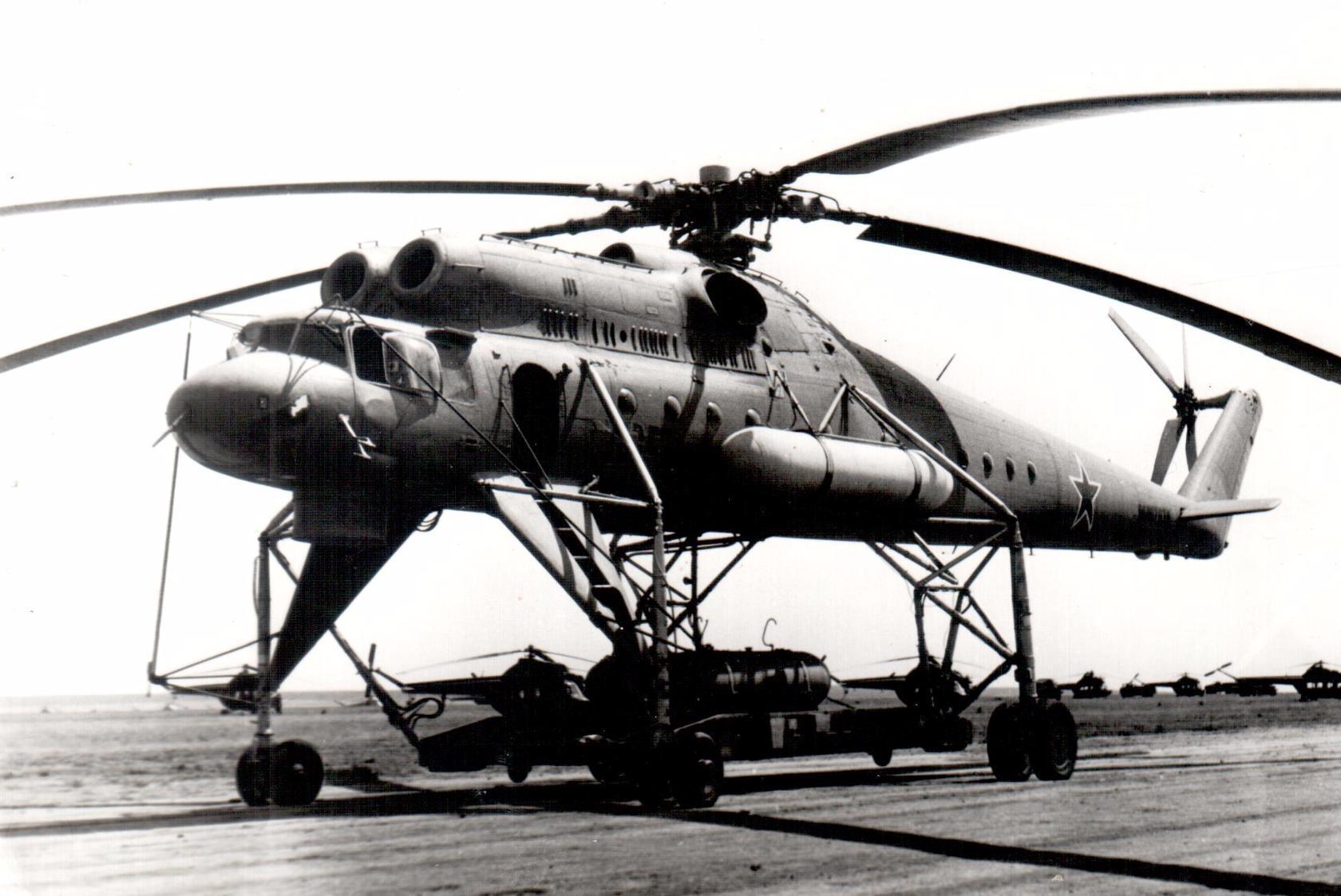 Mi-10   (not known)