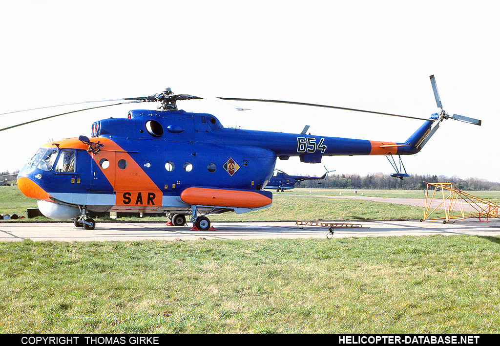 Mi-14BT   654