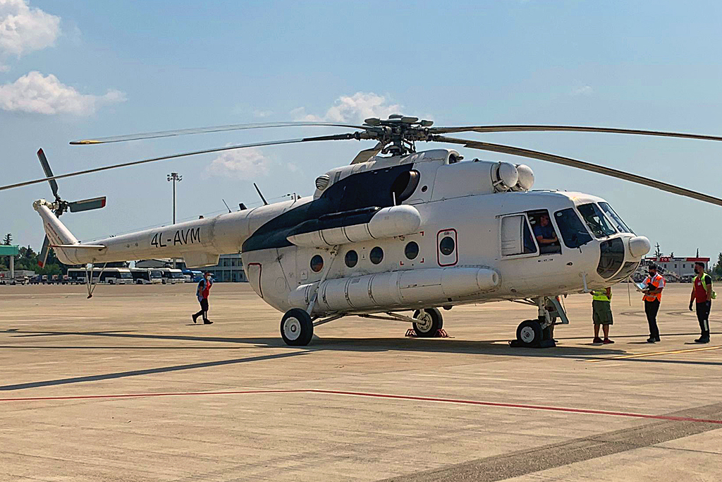 Mi-17-1V   4L-AVM