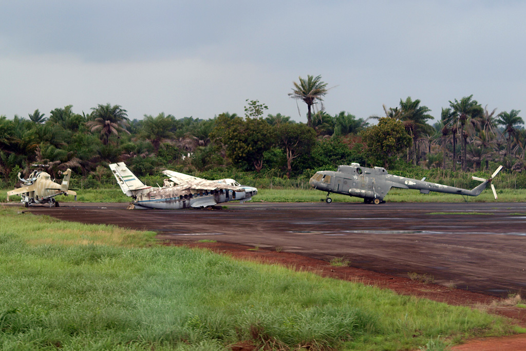 Mi-17   9L-LBD