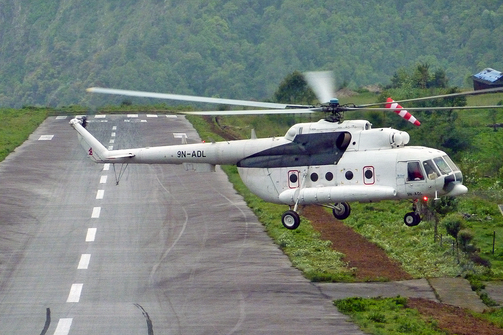 Mi-8AMT   9N-ADL