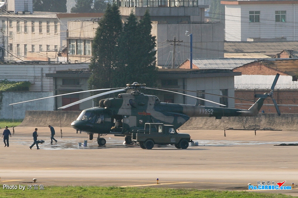Mi-17V-5 11252