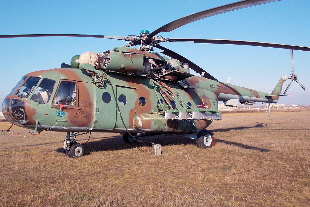 Mi-8MT   01 red