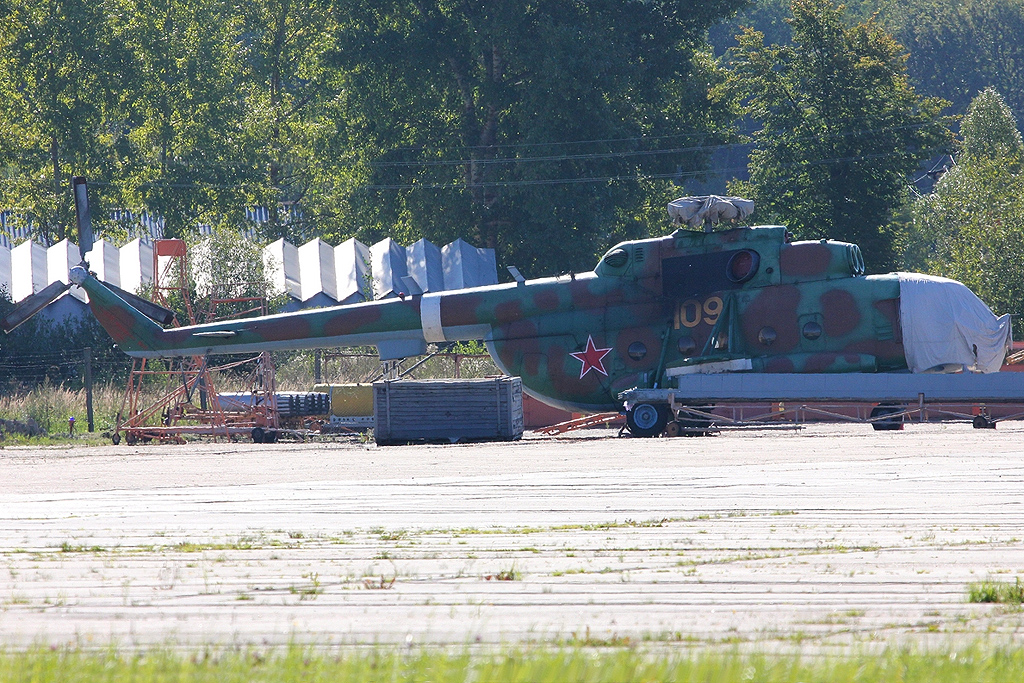 Mi-8MTV-2   109 yellow