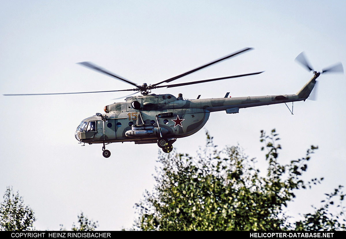 Mi-8MT   15 orange