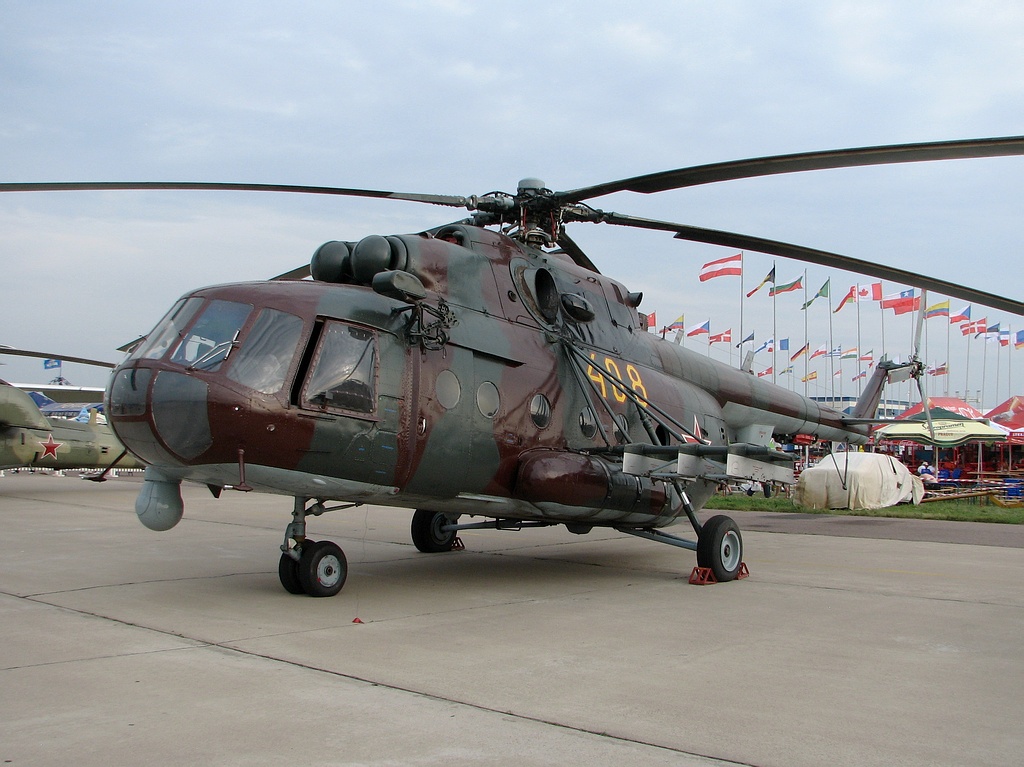 Mi-8MTKO   408 yellow