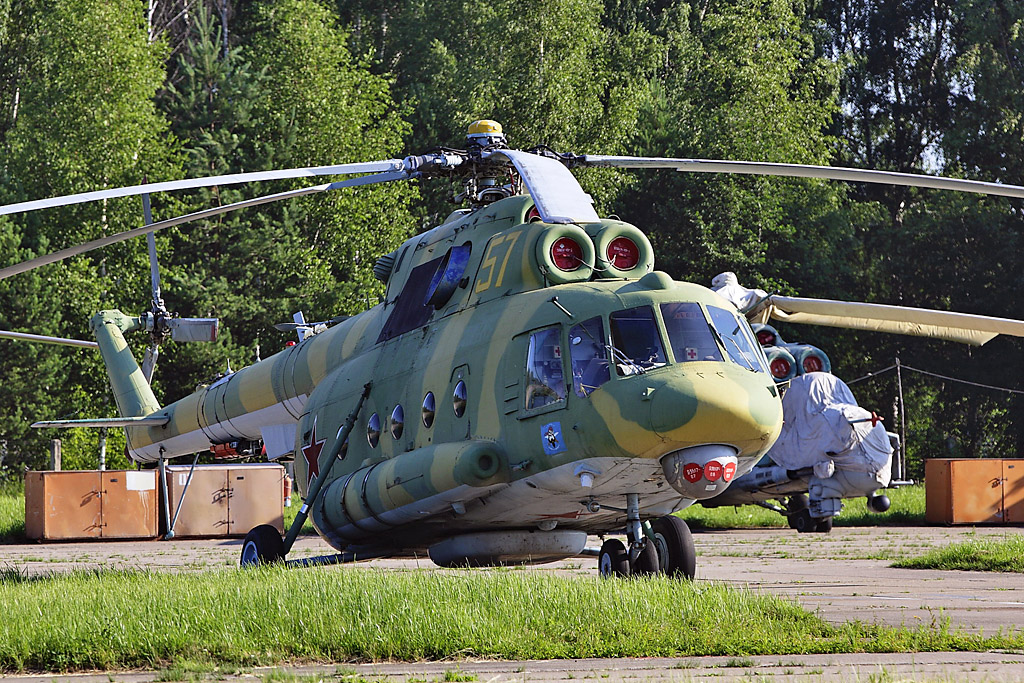 Mi-8MTL 57 yellow