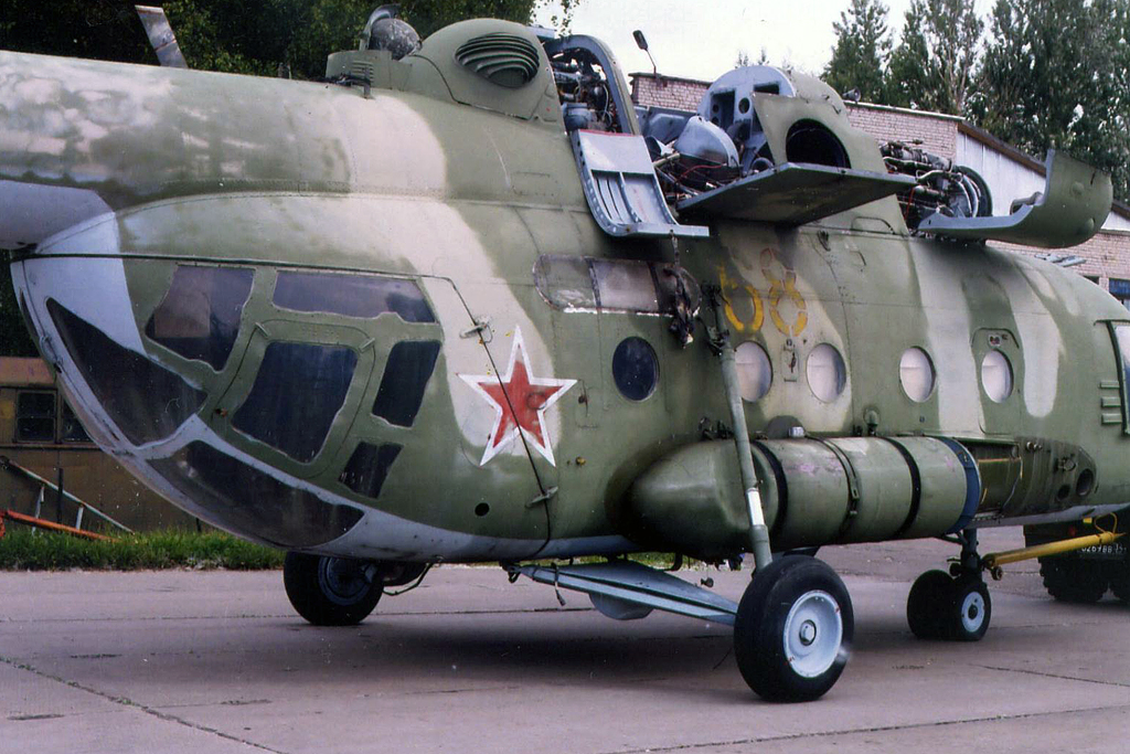 Mi-8MT   *** unknown version 12 ***   68 yellow