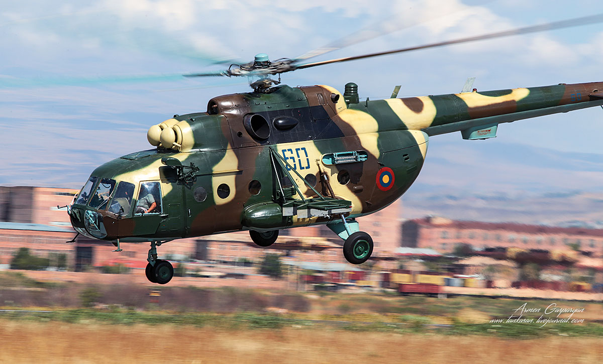 Mi-8MT   60 blue