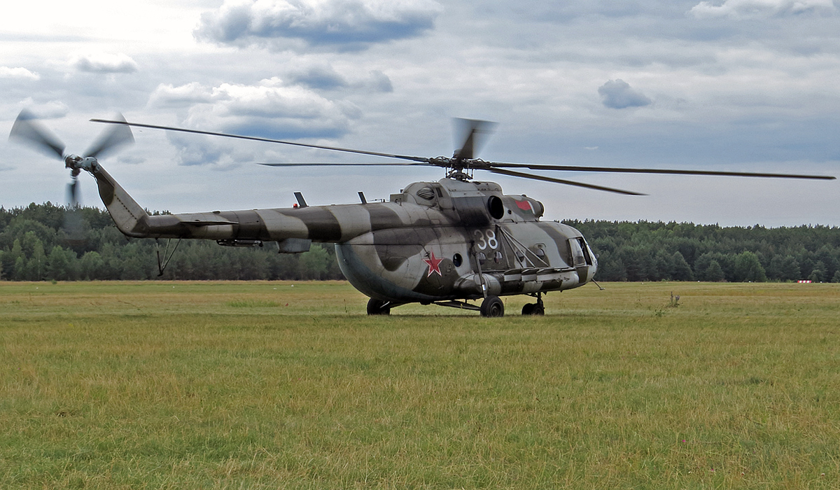 Mi-8MT   38 white