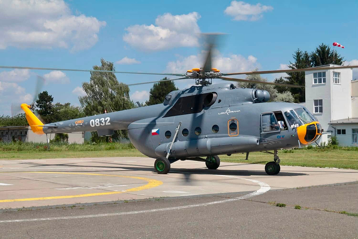 Mi-17&nbsp;&nbsp;&nbsp;0832