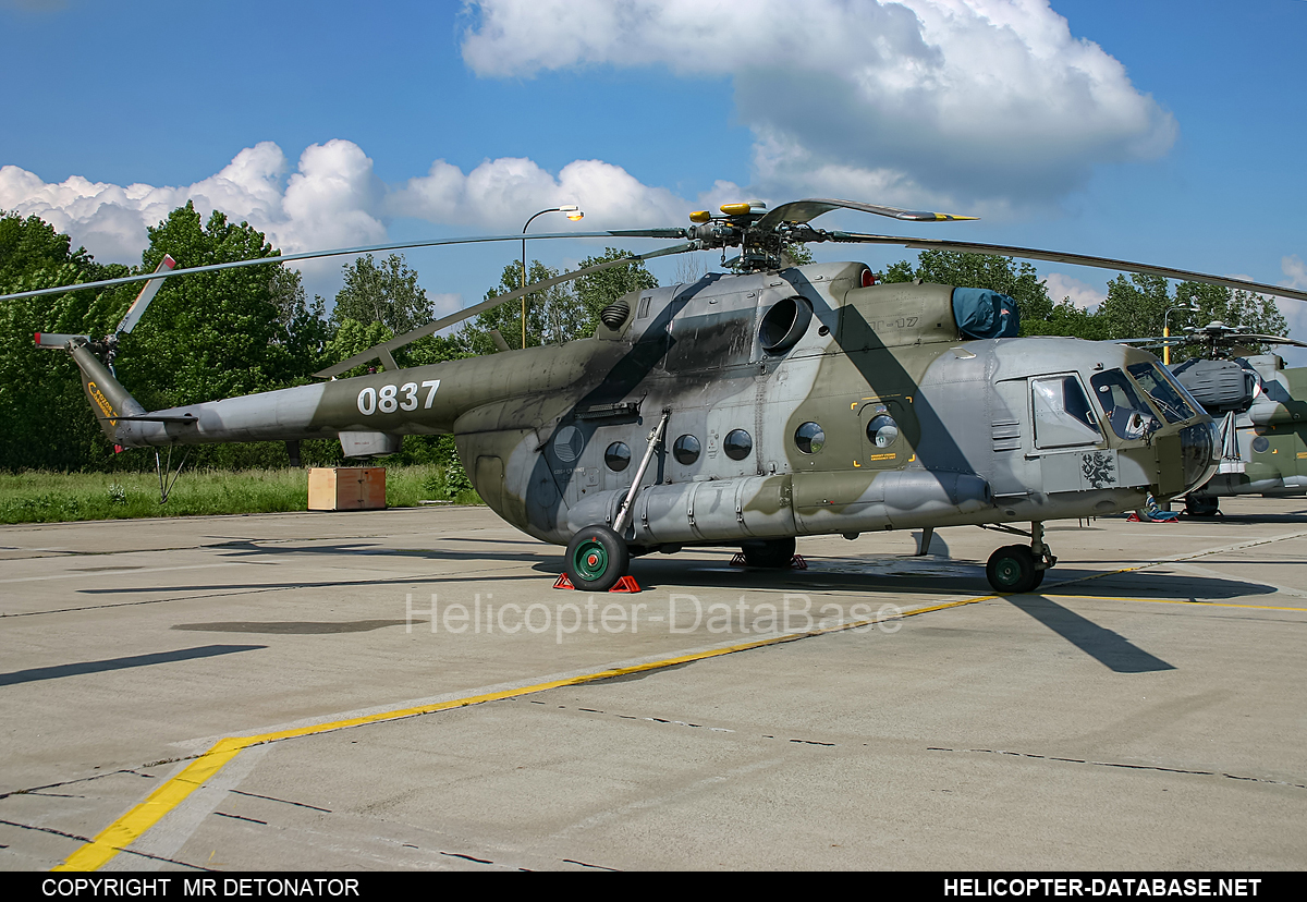 Mi-17SOR (upgrade by LOM)   0837