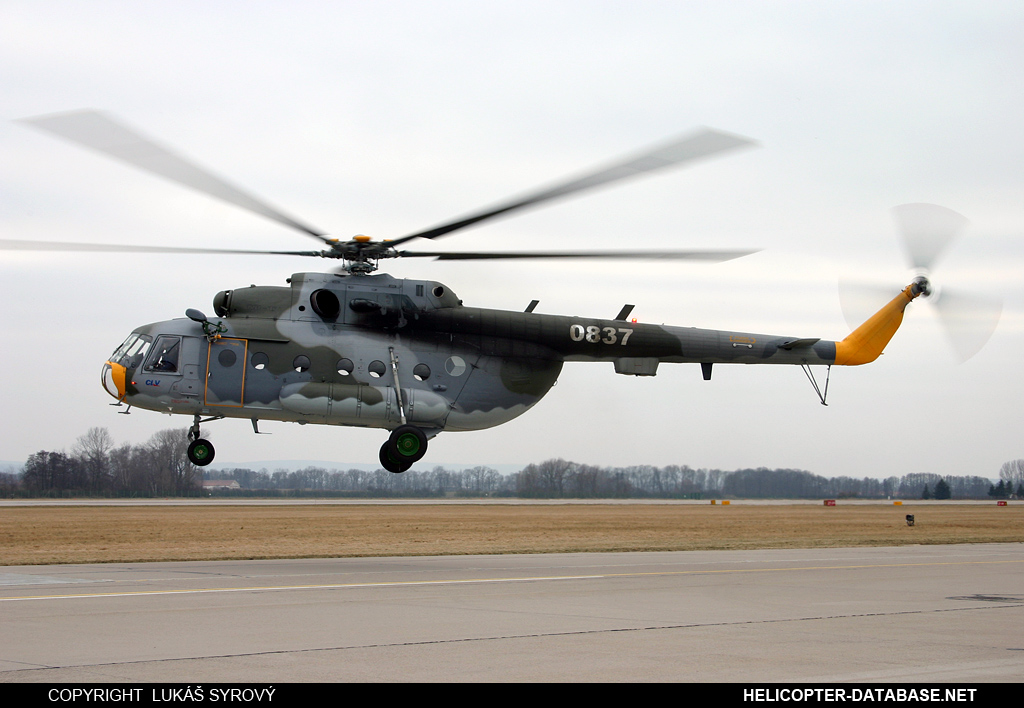 Mi-17SOR (upgrade by LOM)   0837