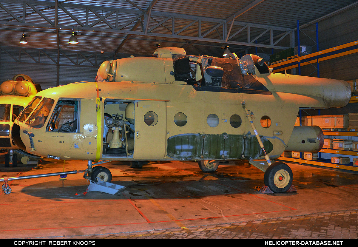 Mi-17   804