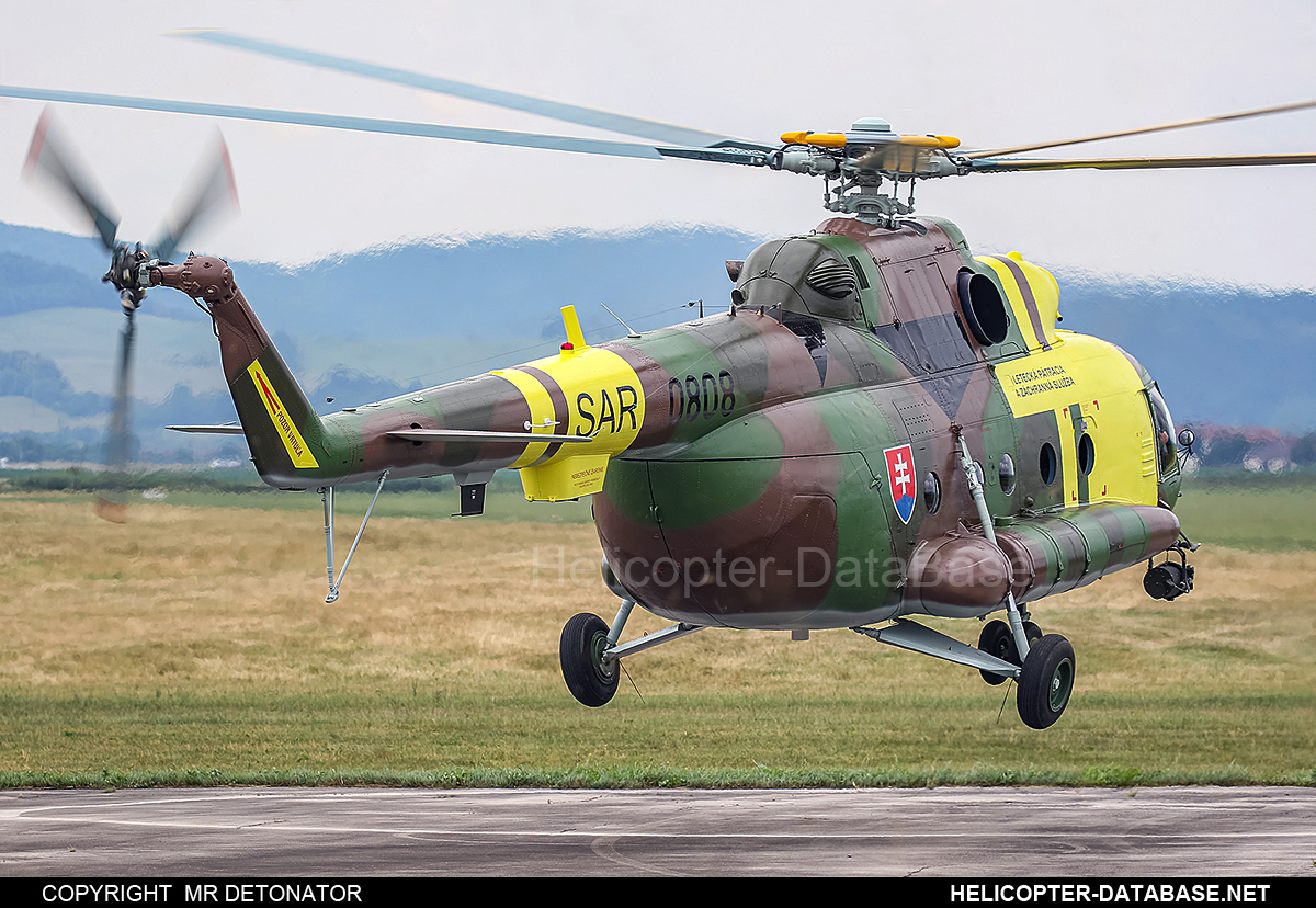 Mi-17 LPZS   0808