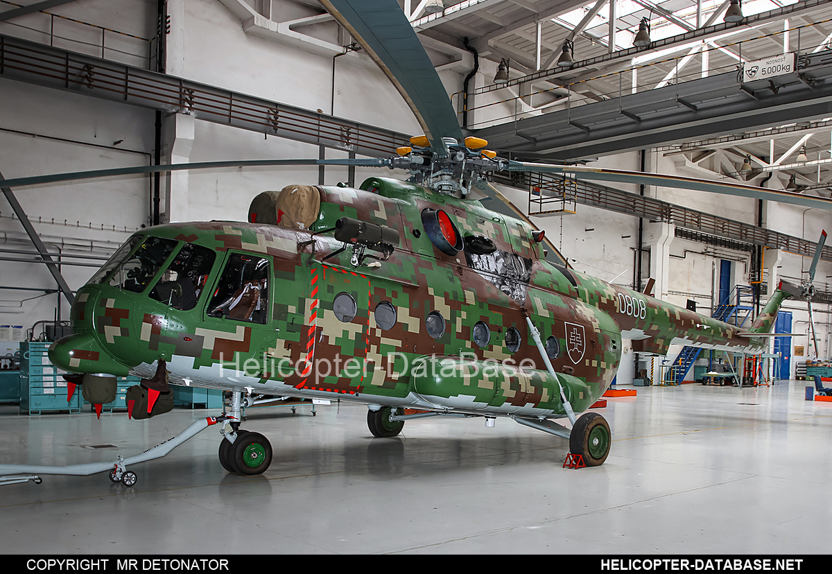 Mi-17 LPZS-2   0808