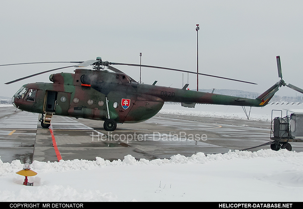 Mi-17   0820