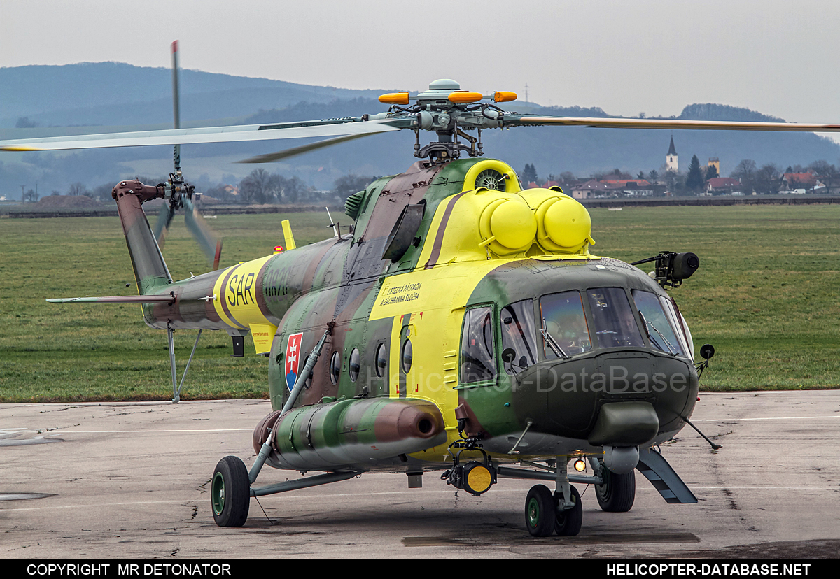 Mi-17 LPZS   0820