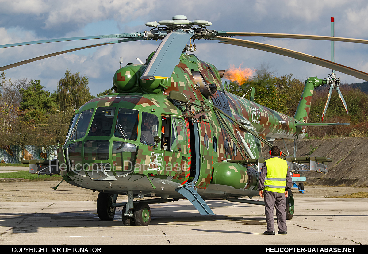 Mi-17 MODER   0823