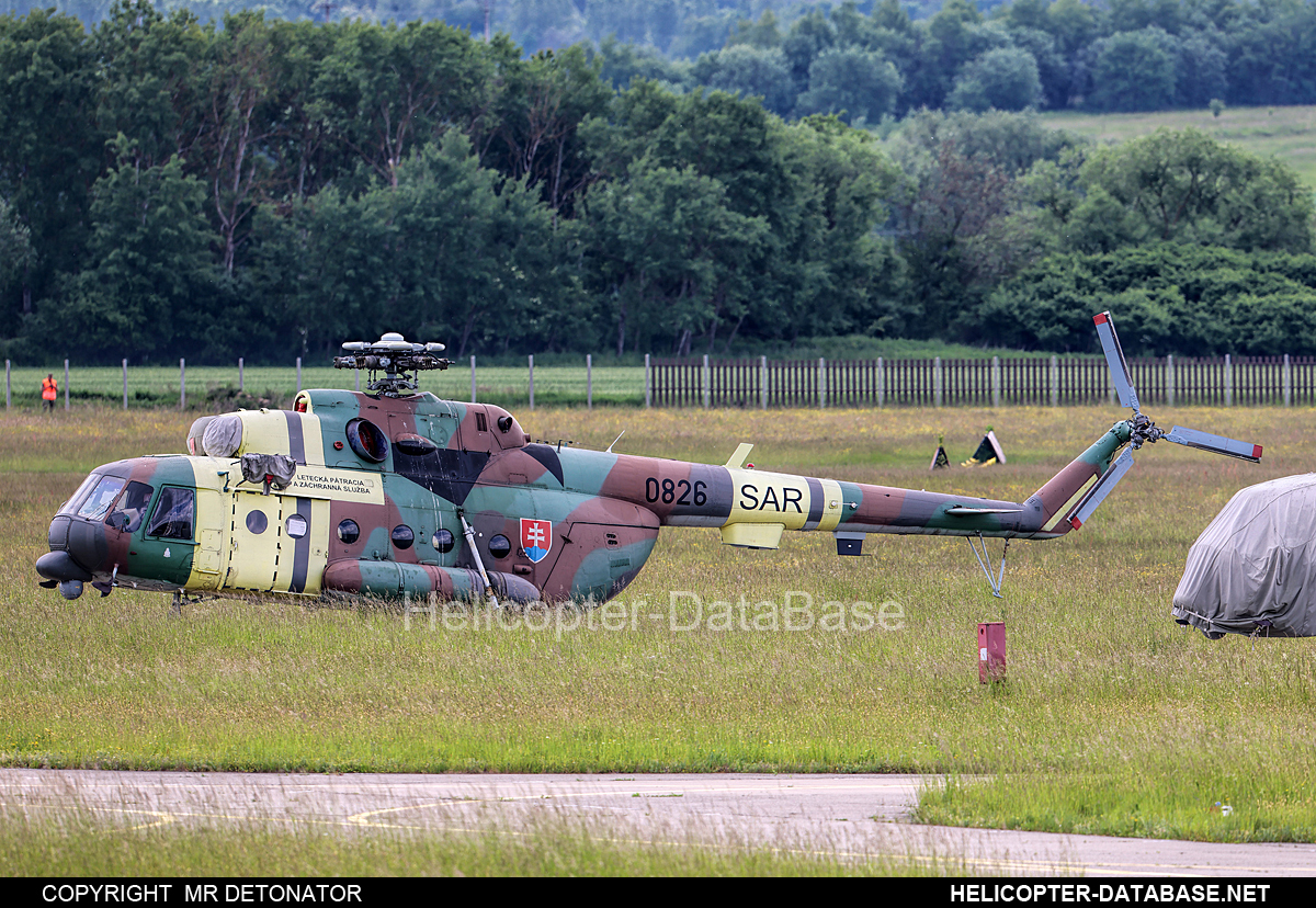 Mi-17 LPZS   0826