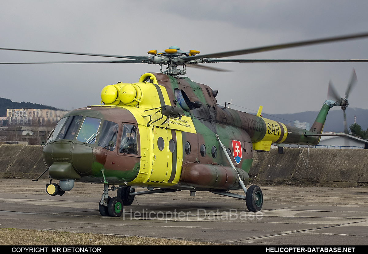 Mi-17 LPZS   0826