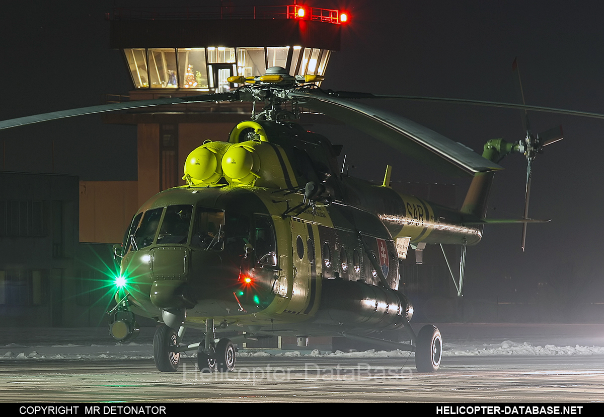 Mi-17 LPZS   0826