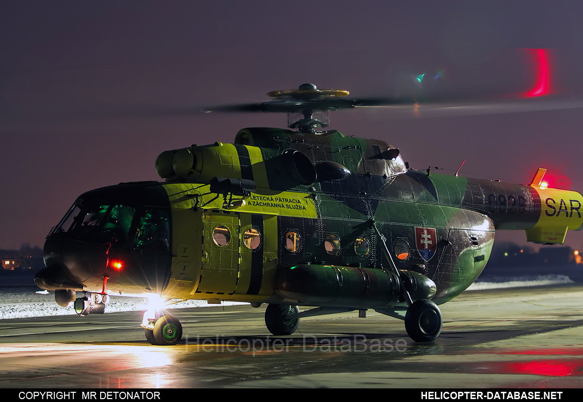 Mi-17 LPZS   0826