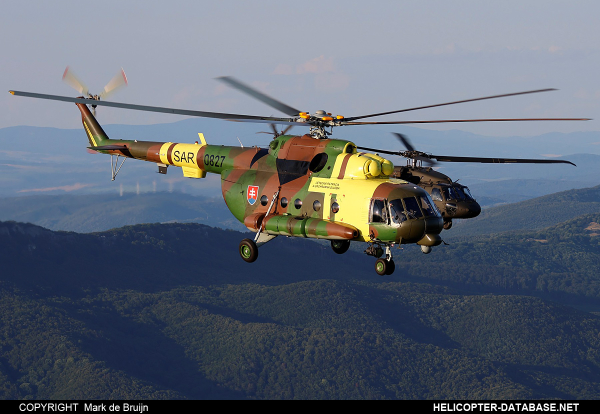 Mi-17 LPZS   0827