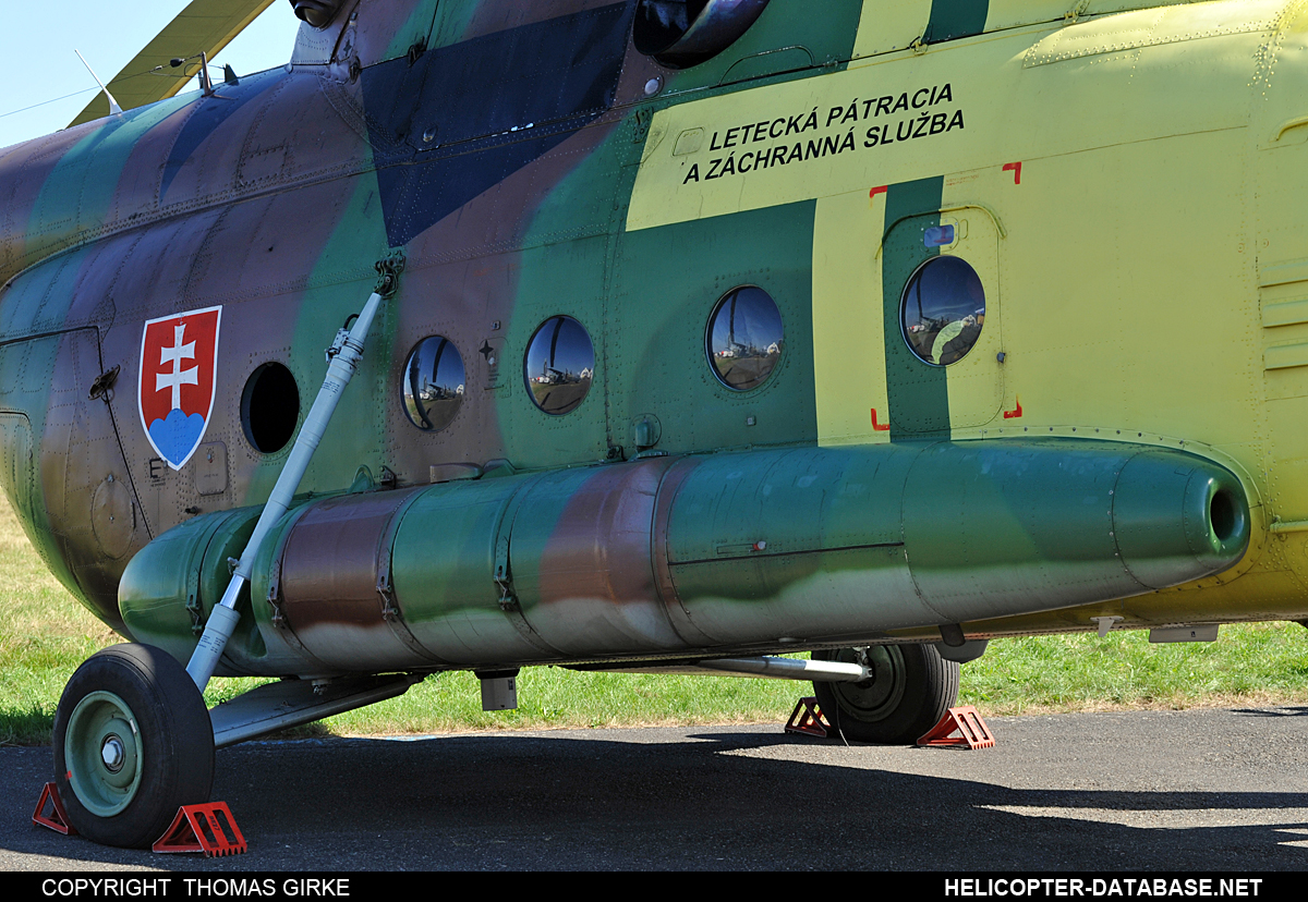 Mi-17 LPZS   0827