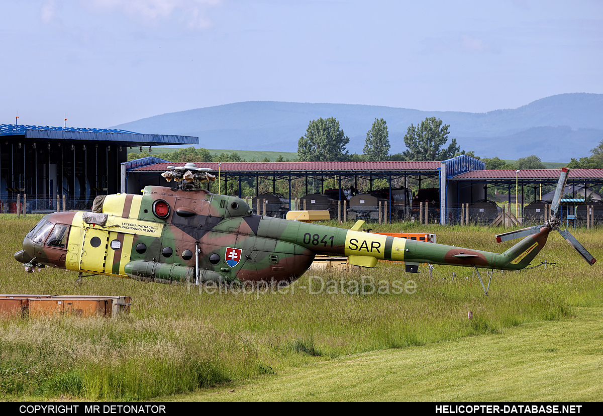 Mi-17 LPZS   0841