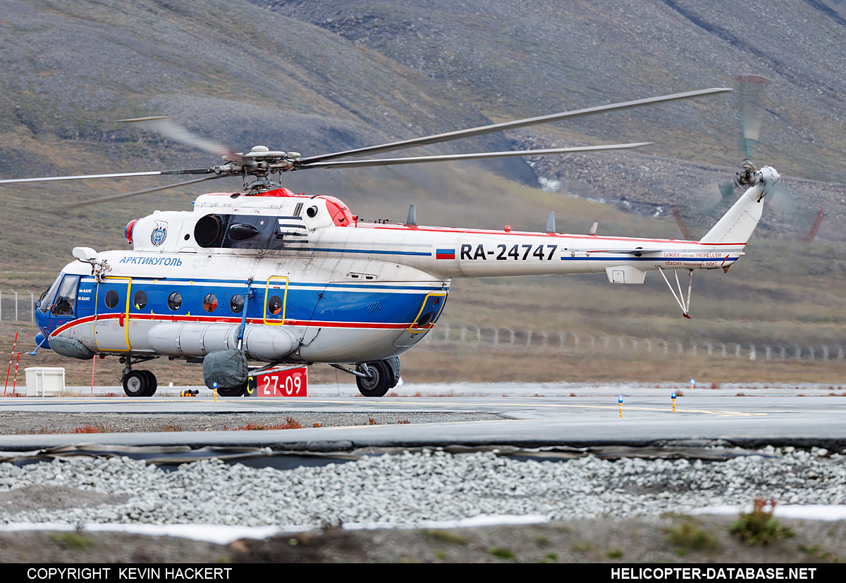 Mi-8AMT   RA-24747