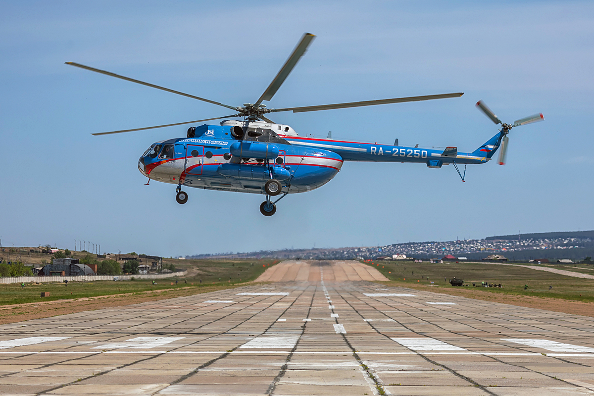 Mi-8AMT   RA-25250