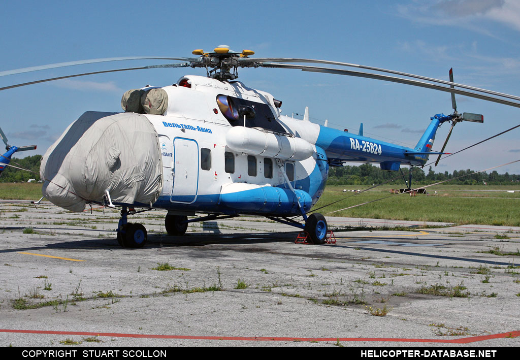Mi-8AMT   RA-25824