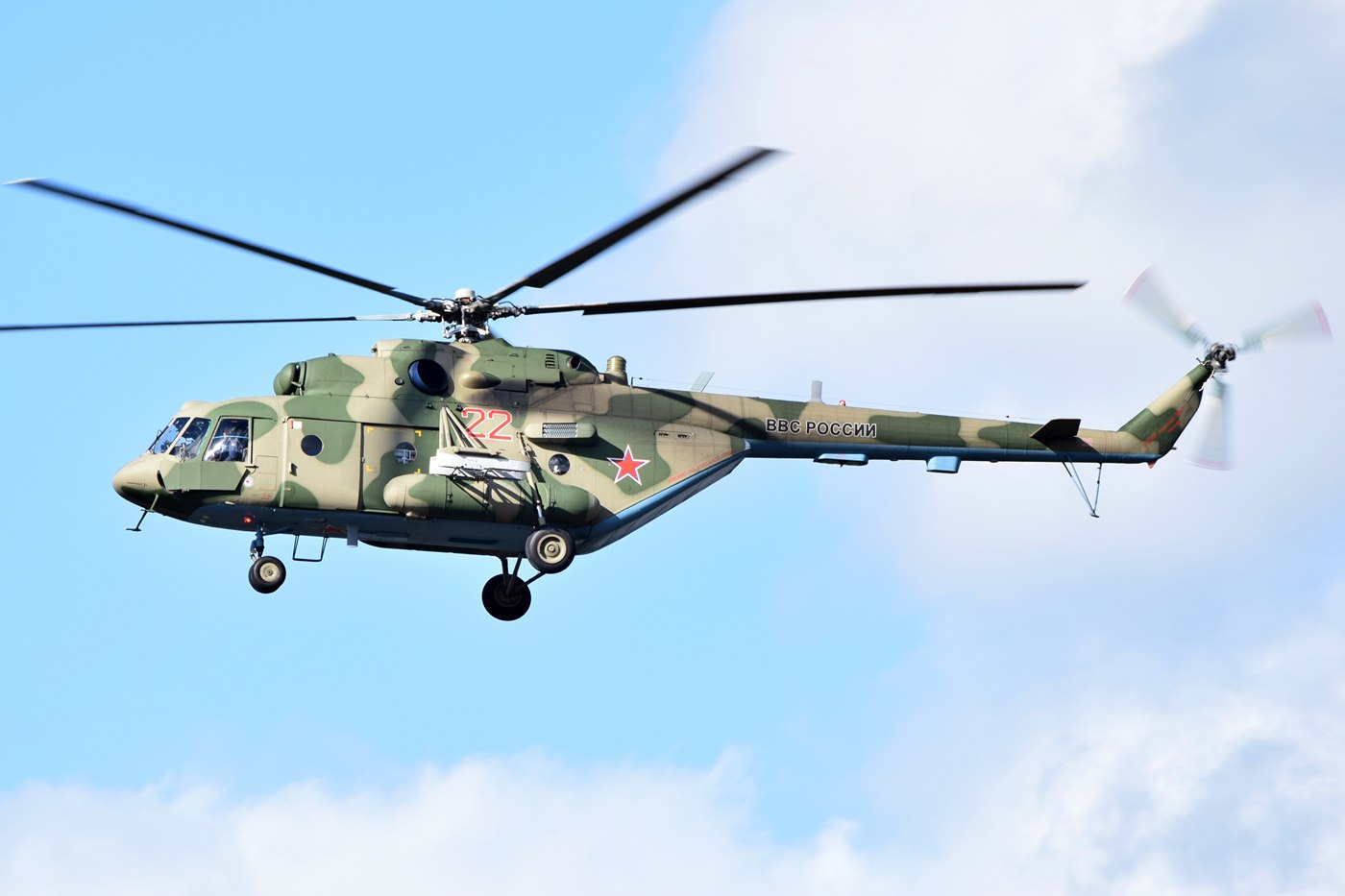 Mi-8MTV-5   22 red