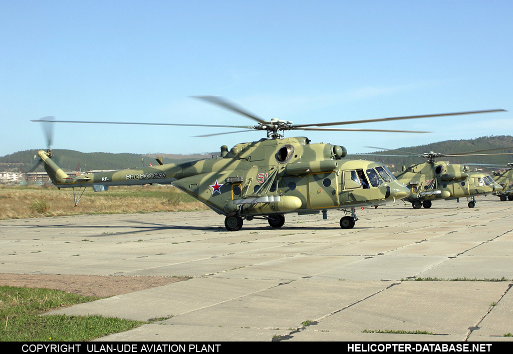 Mi-8AMTSh   51 red