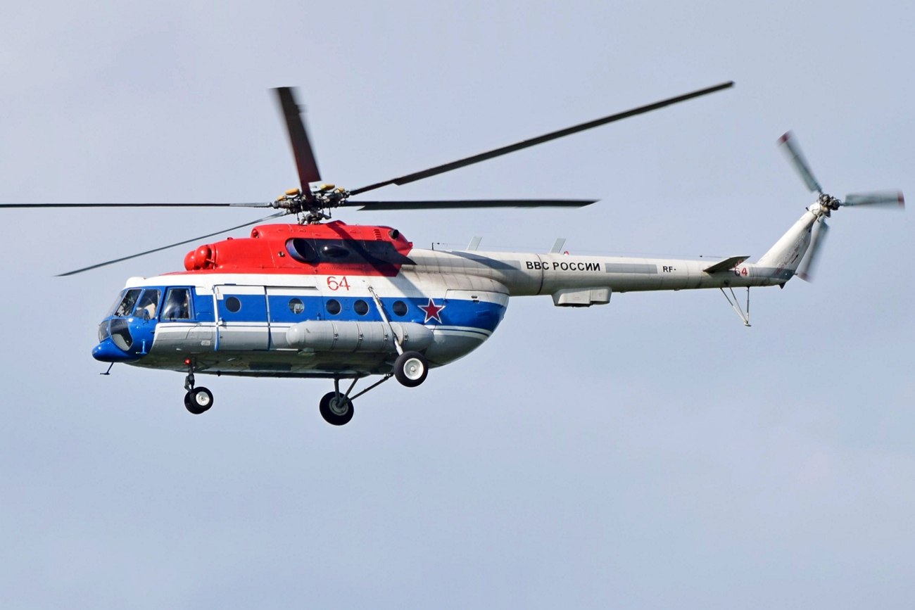 Mi-8MT   64 red
