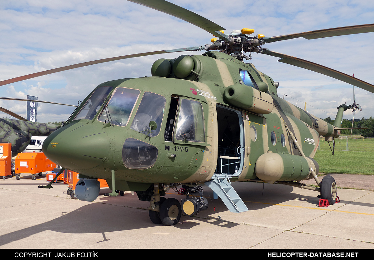 Mi-17V-5   742 black